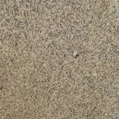 grå granit golv